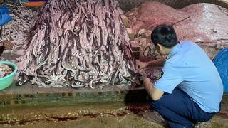 Phát hiện lán tạm chứa 1,6 tấn da trâu không rõ nguồn gốc