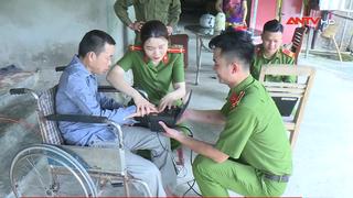 Xuyên lễ cấp căn cước công dân cho đồng bào vùng cao