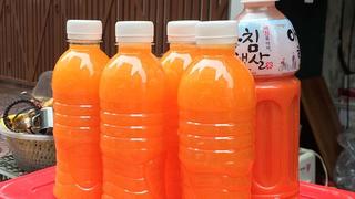 Cảnh giác với nước ép giá rẻ từ trái cây thối