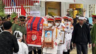 Tiếc thương tiễn biệt 3 chiến sĩ Cảnh sát giao thông anh dũng hy sinh